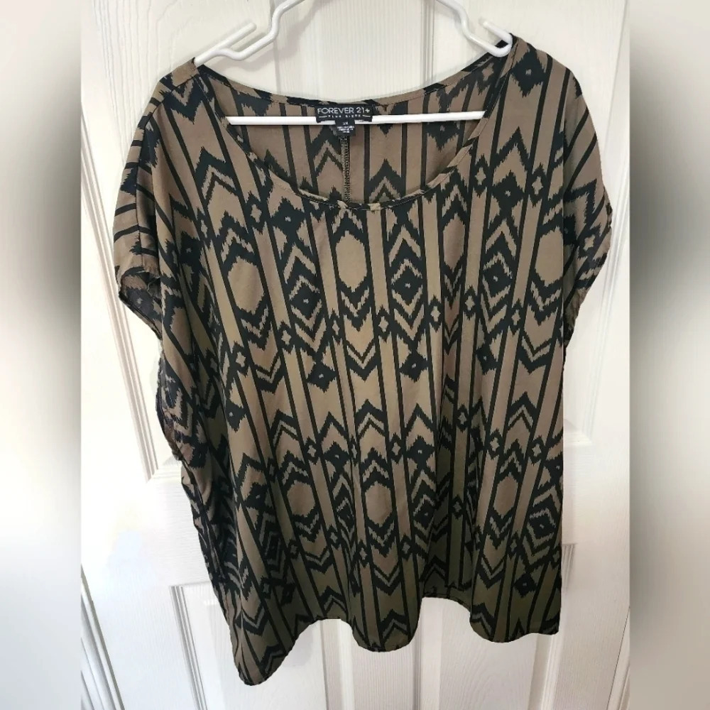 Forever 21 Plus Womens Olive Green Tunic Blouse 3X